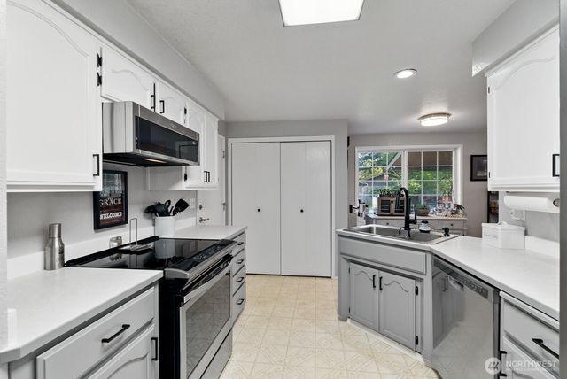 15428 Westshore Drive SE, Yelm, WA 98597