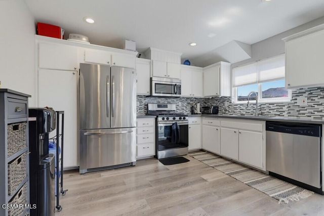 15160 Varsity Street A, Moorpark, CA 93021