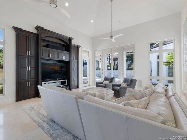 14 Duxbury Park, San Antonio, TX 78257