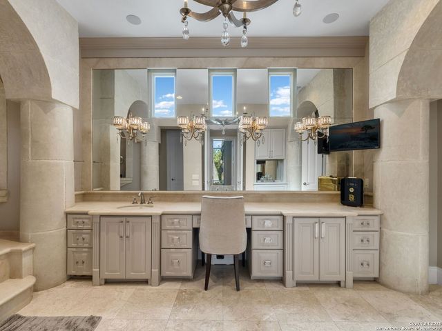 14 Duxbury Park, San Antonio, TX 78257