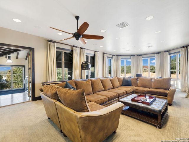 14 Duxbury Park, San Antonio, TX 78257