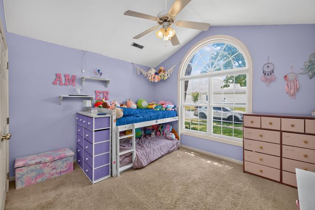 141 White Oak Trace, Lexington, KY 40511