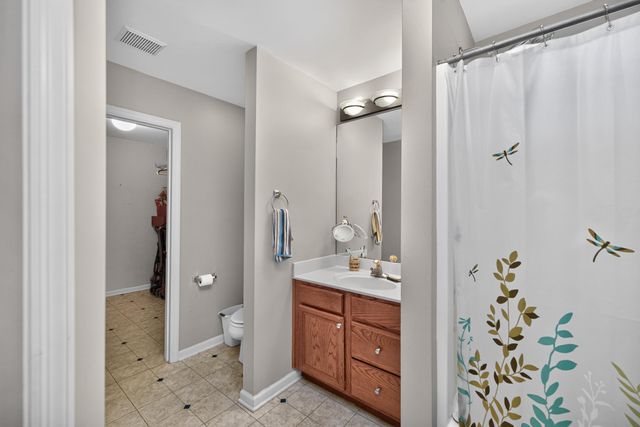 141 White Oak Trace, Lexington, KY 40511