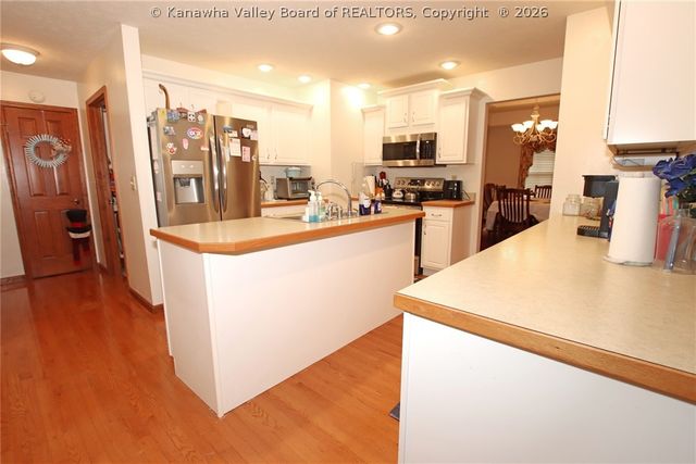 230 Frazier Way, Scott Depot, WV 25560