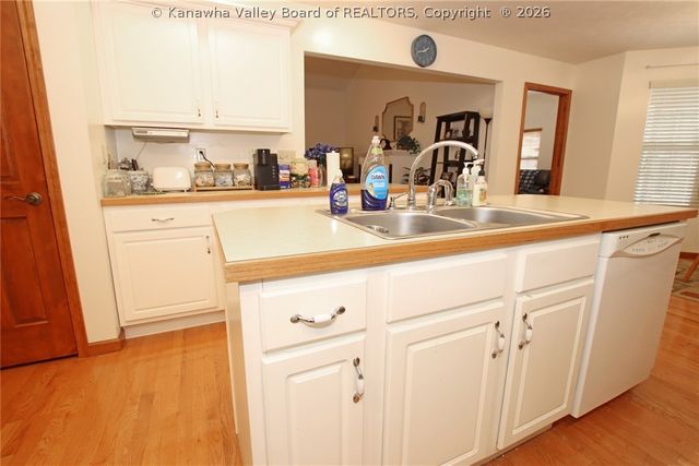 230 Frazier Way, Scott Depot, WV 25560