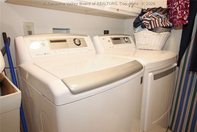 230 Frazier Way, Scott Depot, WV 25560