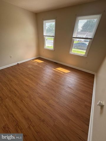 527 WOODSTOCK RD, Chambersburg, PA 17201