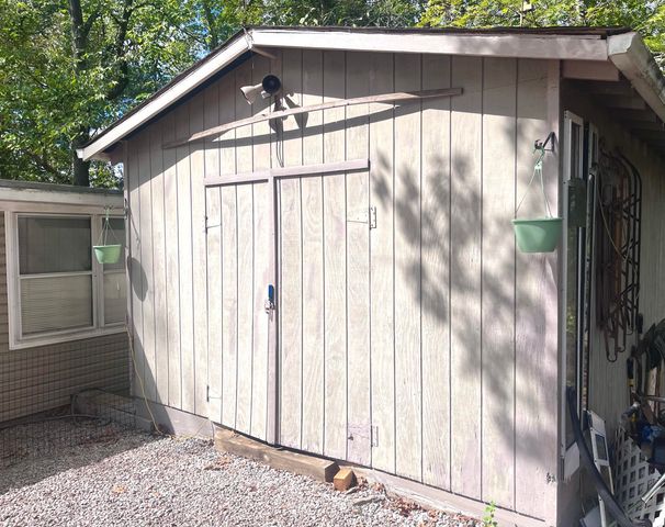 54 Green Meadow Drive, Perry Park, KY 40363