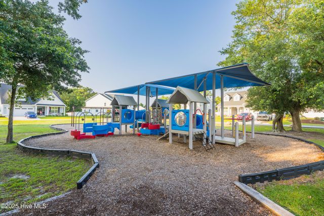 367 Summerhouse Drive, Holly Ridge, NC 28445