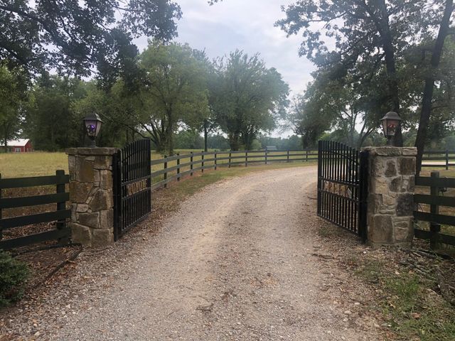 200 Private Road 6570, Alba, TX 75410