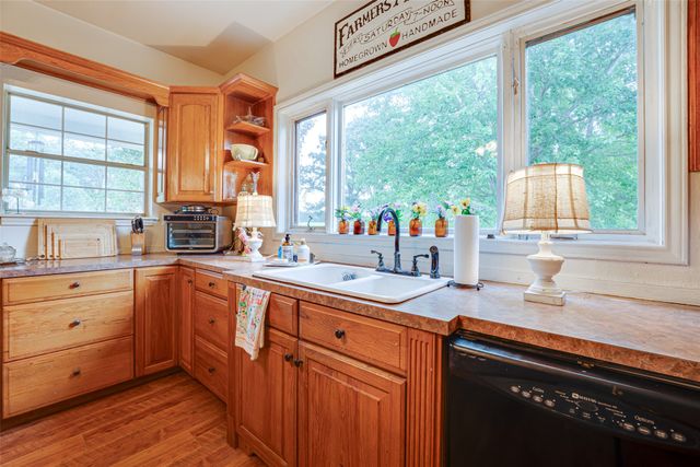 200 Private Road 6570, Alba, TX 75410