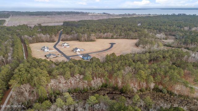 850 Southern Plantation Drive N, Oriental, NC 28571