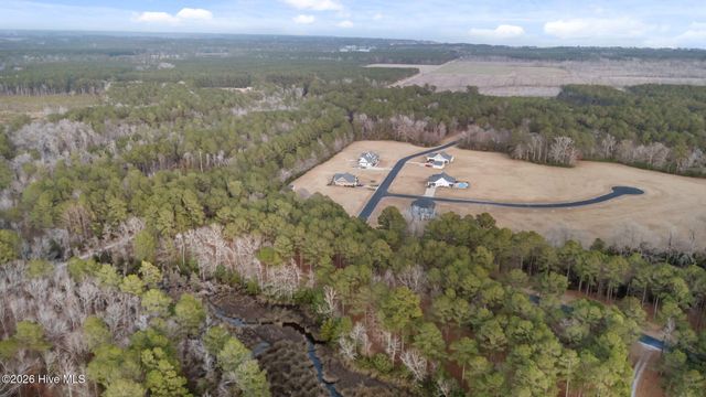 850 Southern Plantation Drive N, Oriental, NC 28571