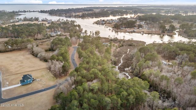 850 Southern Plantation Drive N, Oriental, NC 28571