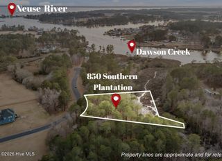 850 Southern Plantation Drive N, Oriental, NC 28571