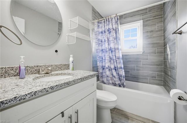 1831 Broadfield RD, Norfolk, VA 23503