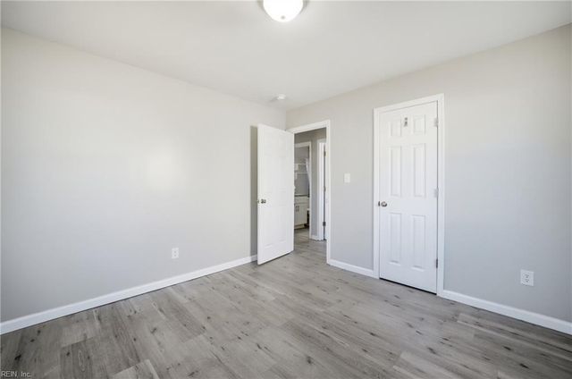 1831 Broadfield RD, Norfolk, VA 23503