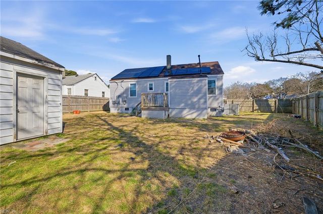 1831 Broadfield RD, Norfolk, VA 23503