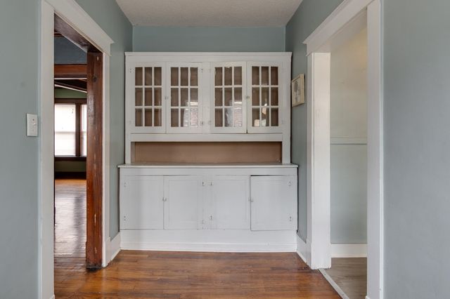 2405 FOREST AVE, Memphis, TN 38112