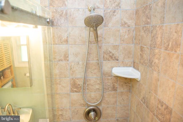 78 VALLEY VIEW RD, Lost City, WV 26810