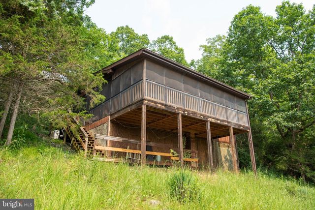 78 VALLEY VIEW RD, Lost City, WV 26810