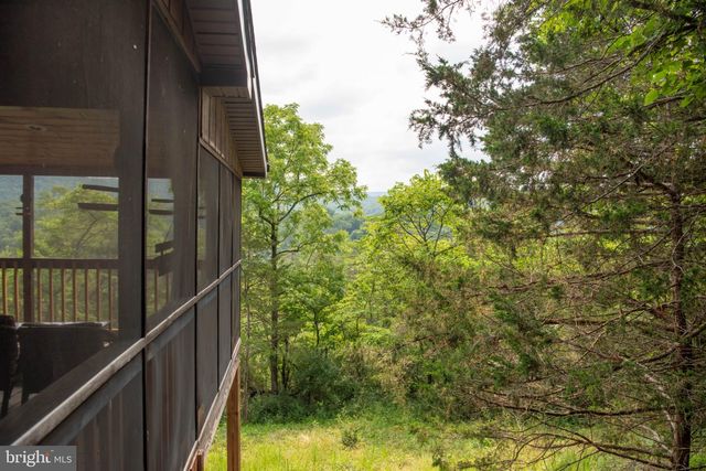 78 VALLEY VIEW RD, Lost City, WV 26810