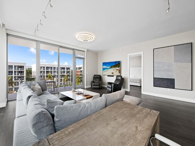 41 Isle Of Venice Drive 402, Fort Lauderdale, FL 33301