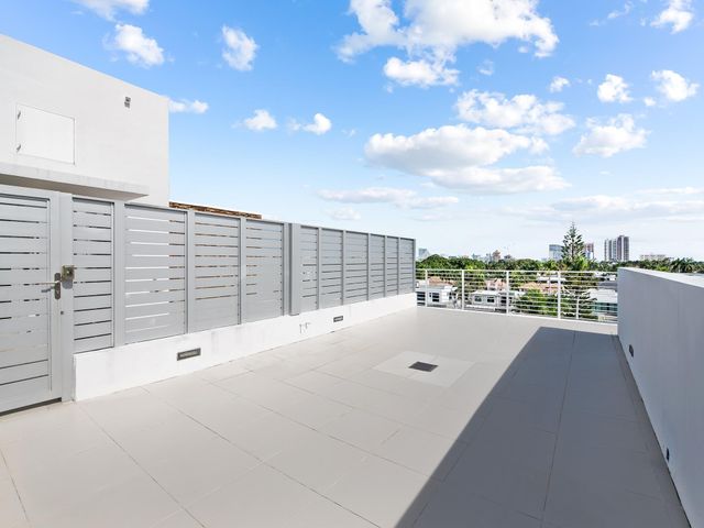41 Isle Of Venice Drive 402, Fort Lauderdale, FL 33301
