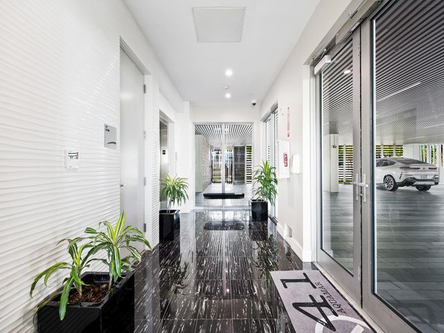 41 Isle Of Venice Drive 402, Fort Lauderdale, FL 33301