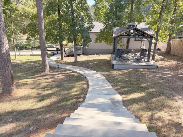 94 Gov Bell Drive, Point Blank, TX 77364