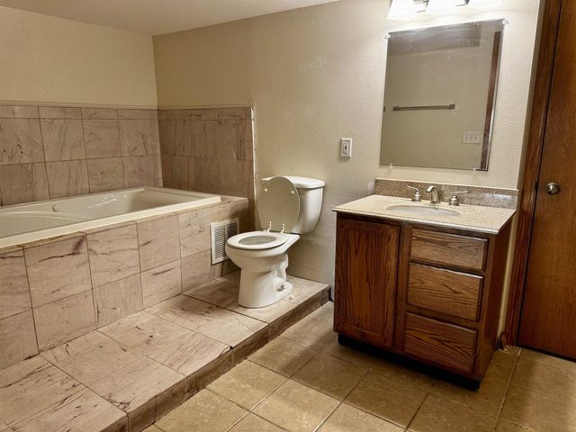 2611 Affirmed Drive, Janesville, WI 53546