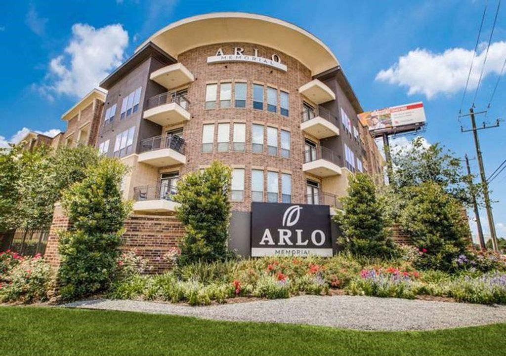 935 N Wilcrest 2051, Houston, TX 77079