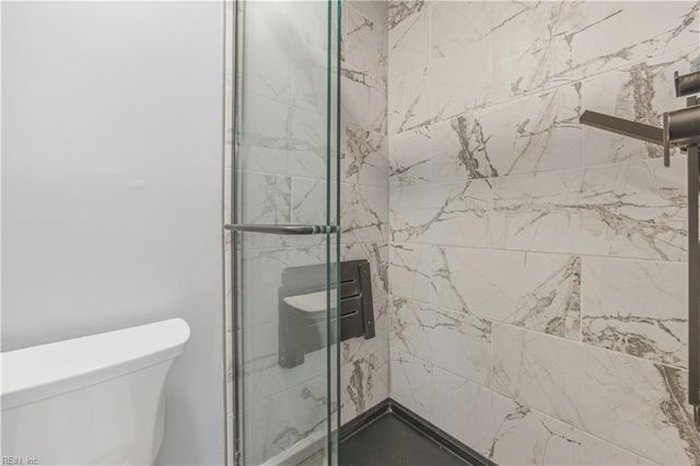 1629 Kitimal DR, Virginia Beach, VA 23454