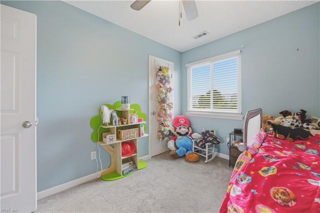 1629 Kitimal DR, Virginia Beach, VA 23454