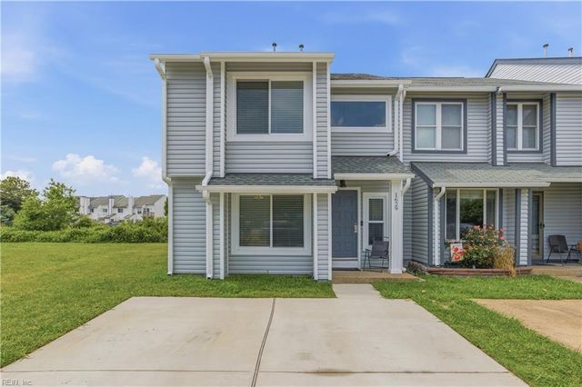 1629 Kitimal DR, Virginia Beach, VA 23454