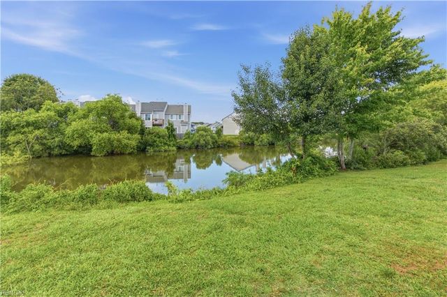 1629 Kitimal DR, Virginia Beach, VA 23454