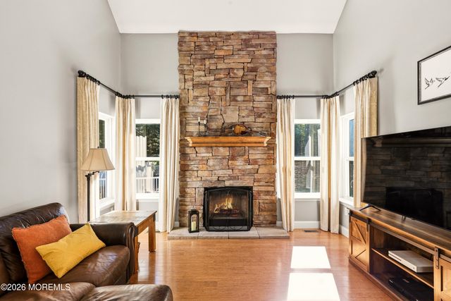 7 Arboretum Drive, Jackson, NJ 08527