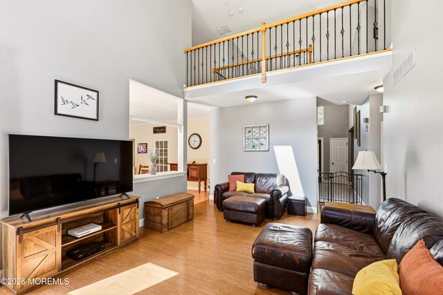 7 Arboretum Drive, Jackson, NJ 08527