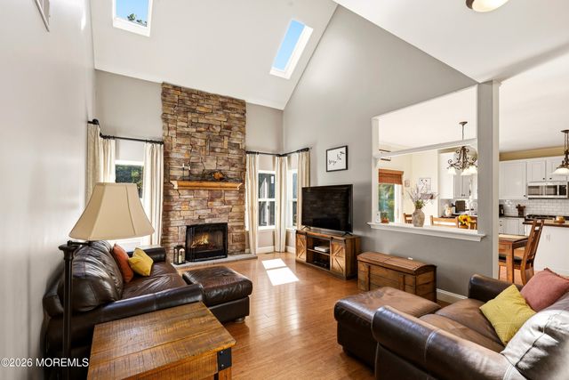 7 Arboretum Drive, Jackson, NJ 08527