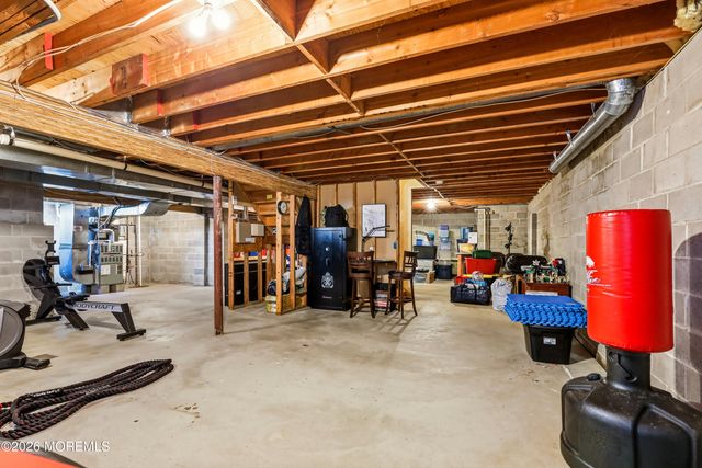 7 Arboretum Drive, Jackson, NJ 08527