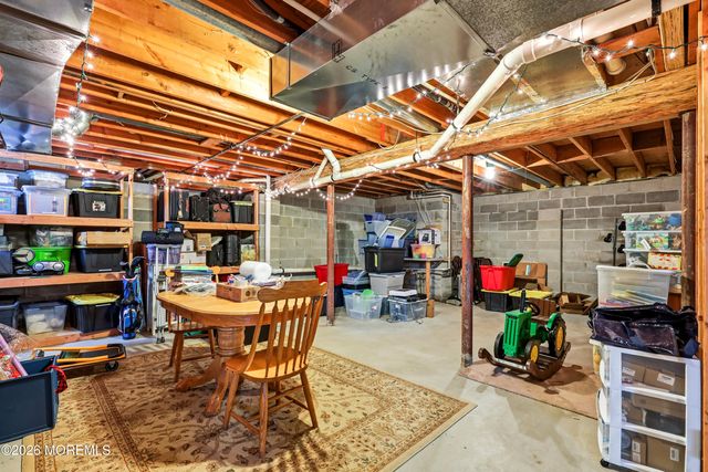 7 Arboretum Drive, Jackson, NJ 08527