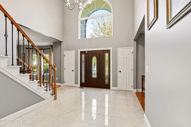 7 Arboretum Drive, Jackson, NJ 08527
