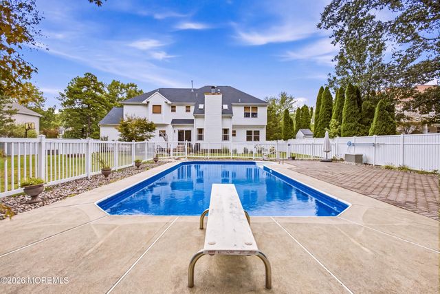7 Arboretum Drive, Jackson, NJ 08527