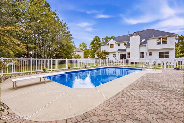 7 Arboretum Drive, Jackson, NJ 08527