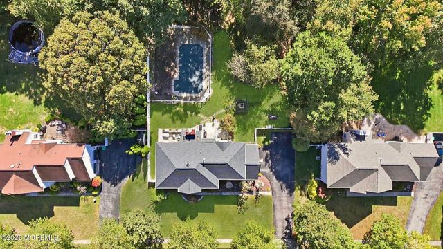 7 Arboretum Drive, Jackson, NJ 08527