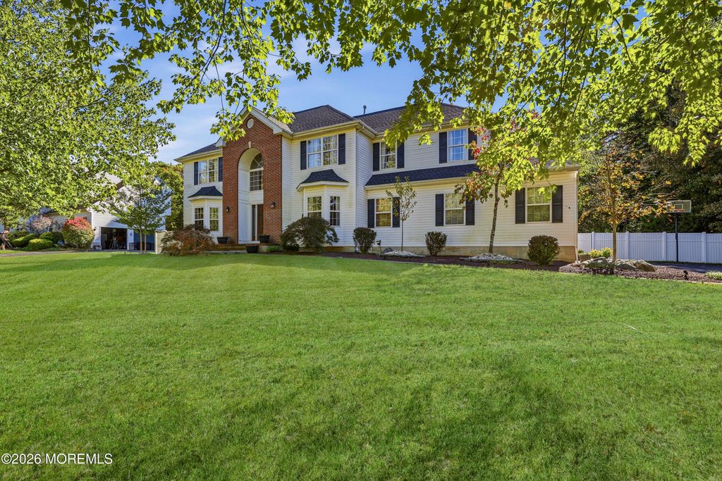 7 Arboretum Drive, Jackson, NJ 08527