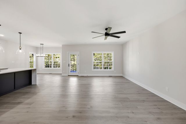 263 Harbor Village Drive, Georgetown, KY 40324