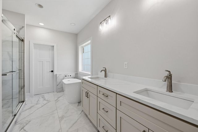 263 Harbor Village Drive, Georgetown, KY 40324