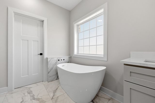 263 Harbor Village Drive, Georgetown, KY 40324