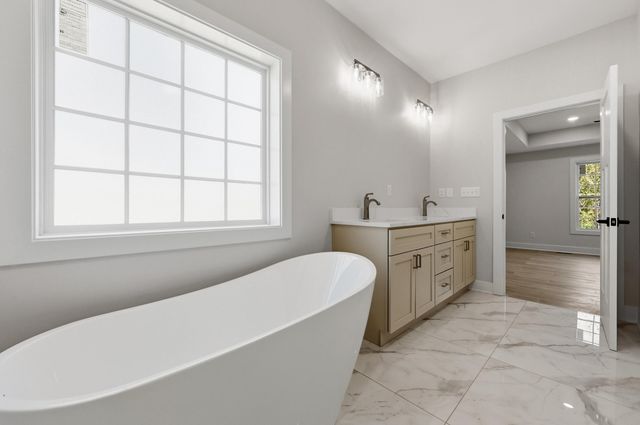 263 Harbor Village Drive, Georgetown, KY 40324